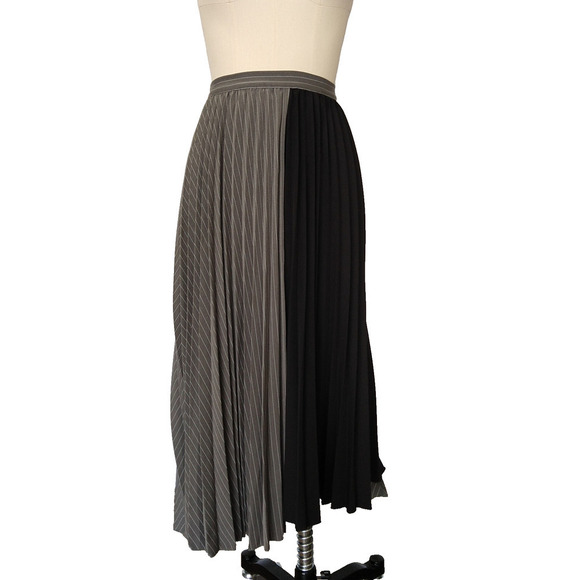 Vintage Archives Y2K Pleated Midi Skirt Size S Pin Stripe Minimalist Avant Garde - Picture 1 of 8